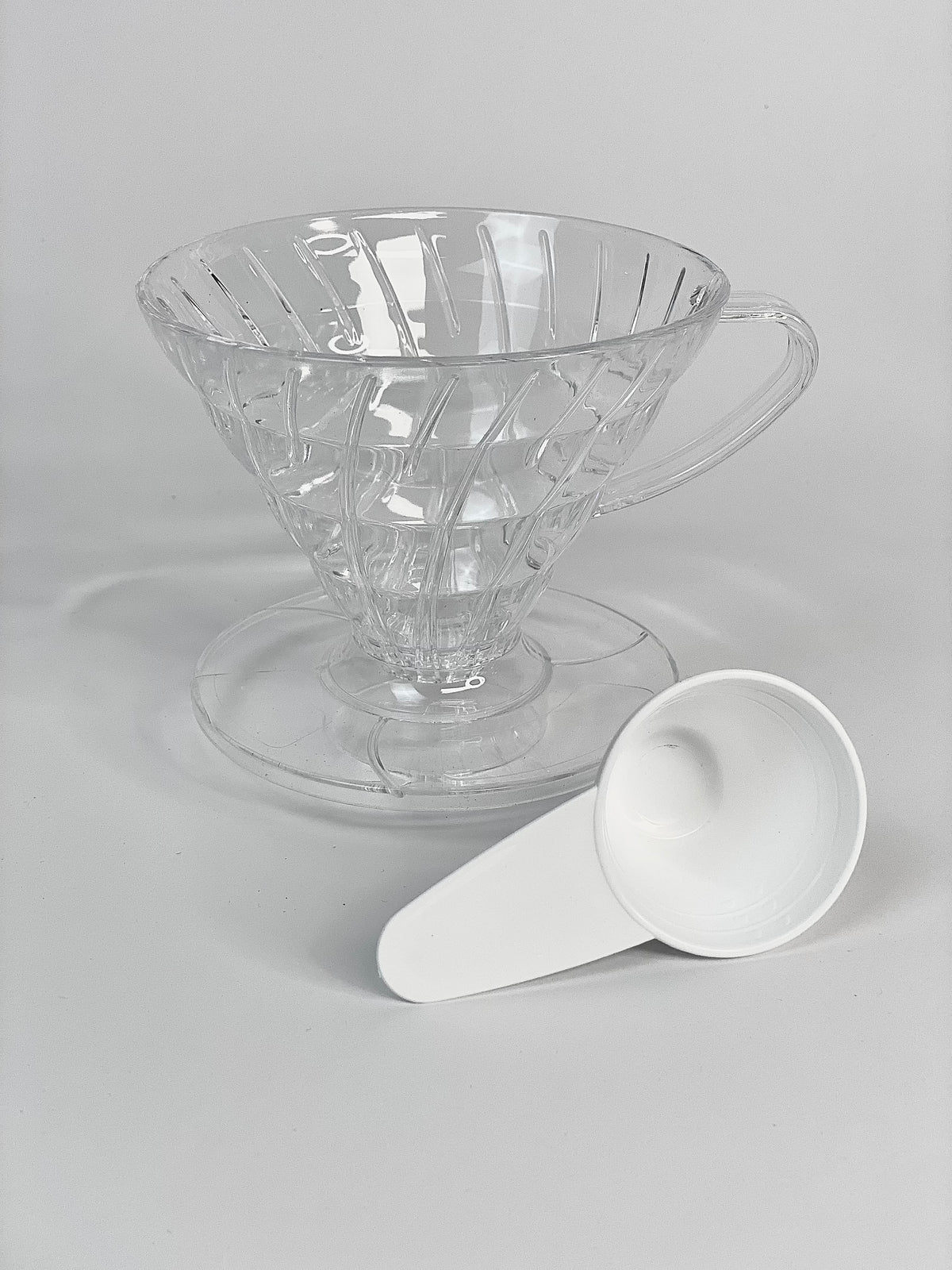 PORTA FILTRO V60 - TAM 01 + COLHER MEDIDORA